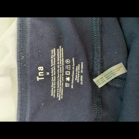 TNA Leggings - Picture 3 of 3